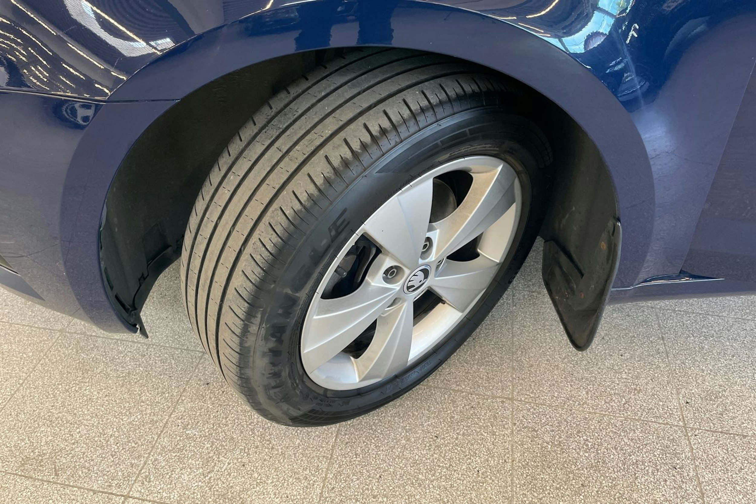 Sininen Skoda OCTAVIA 2017 kuva 10.