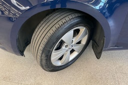 Sininen Skoda OCTAVIA 2017 kuva 10.