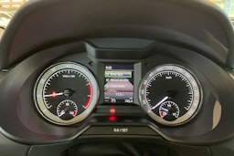 Sininen Skoda OCTAVIA 2017 kuva 13.