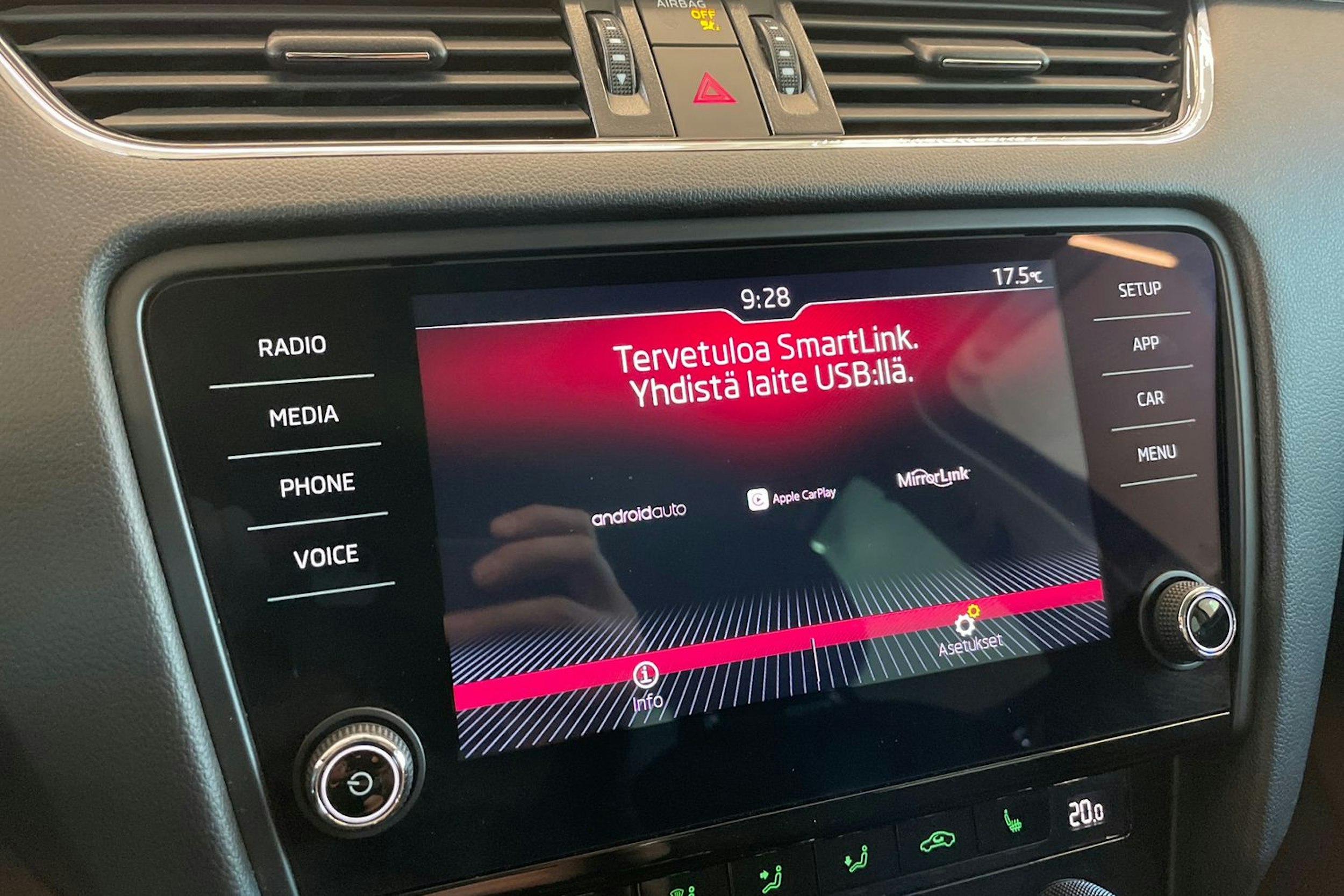 Sininen Skoda OCTAVIA 2017 kuva 15.