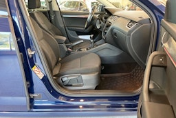 Sininen Skoda OCTAVIA 2017 kuva 22.