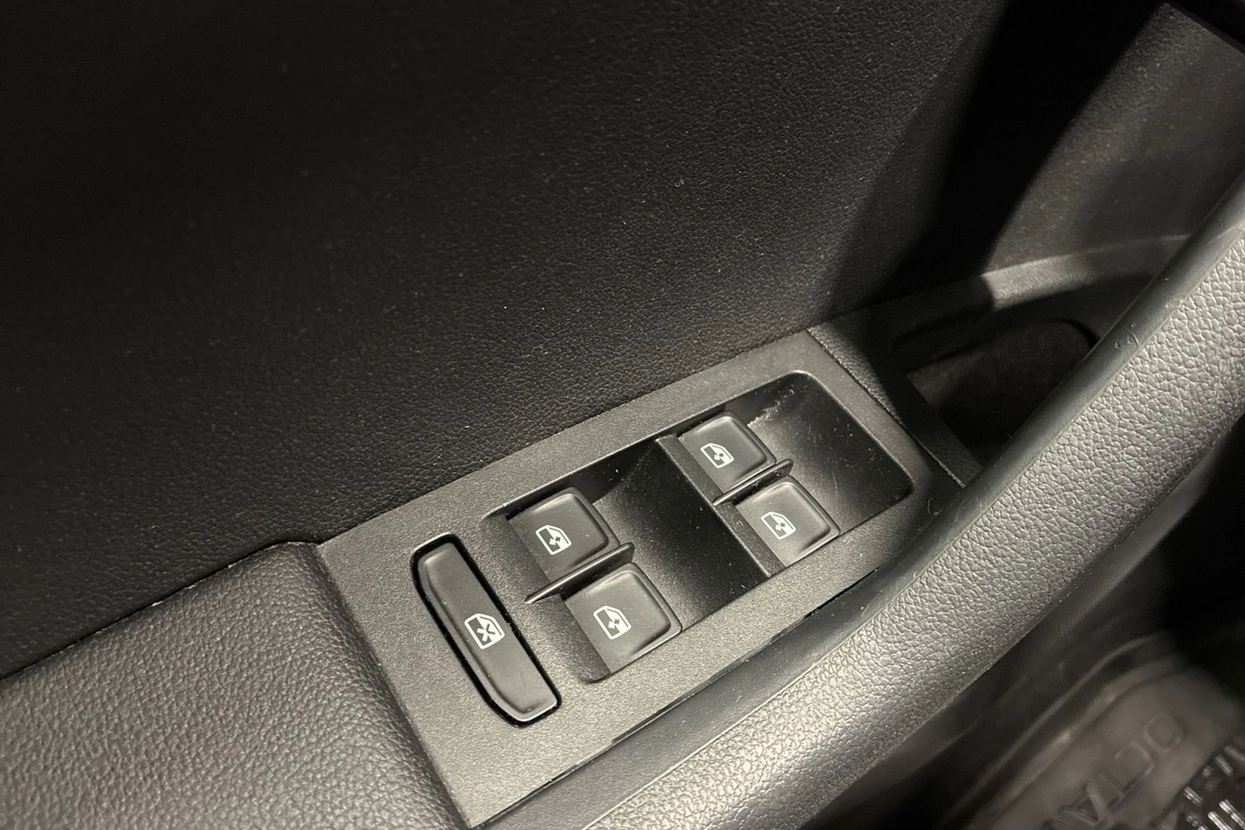 sininen Skoda Octavia 2017 kuva 18.