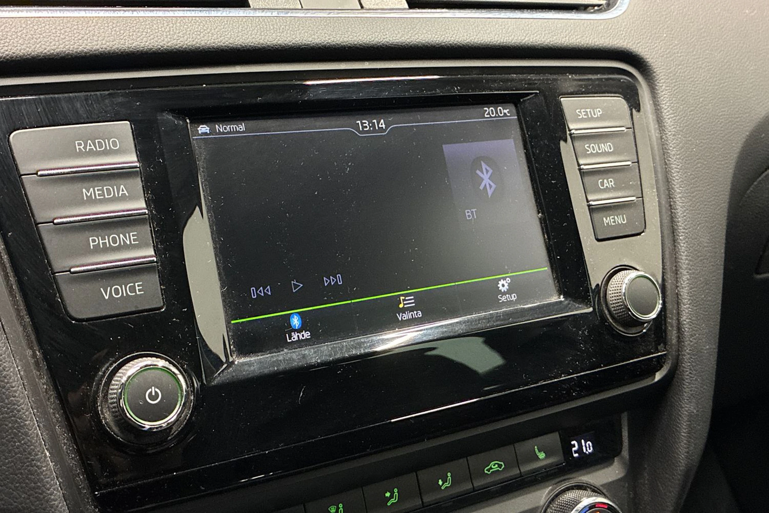 sininen Skoda Octavia 2017 kuva 23.