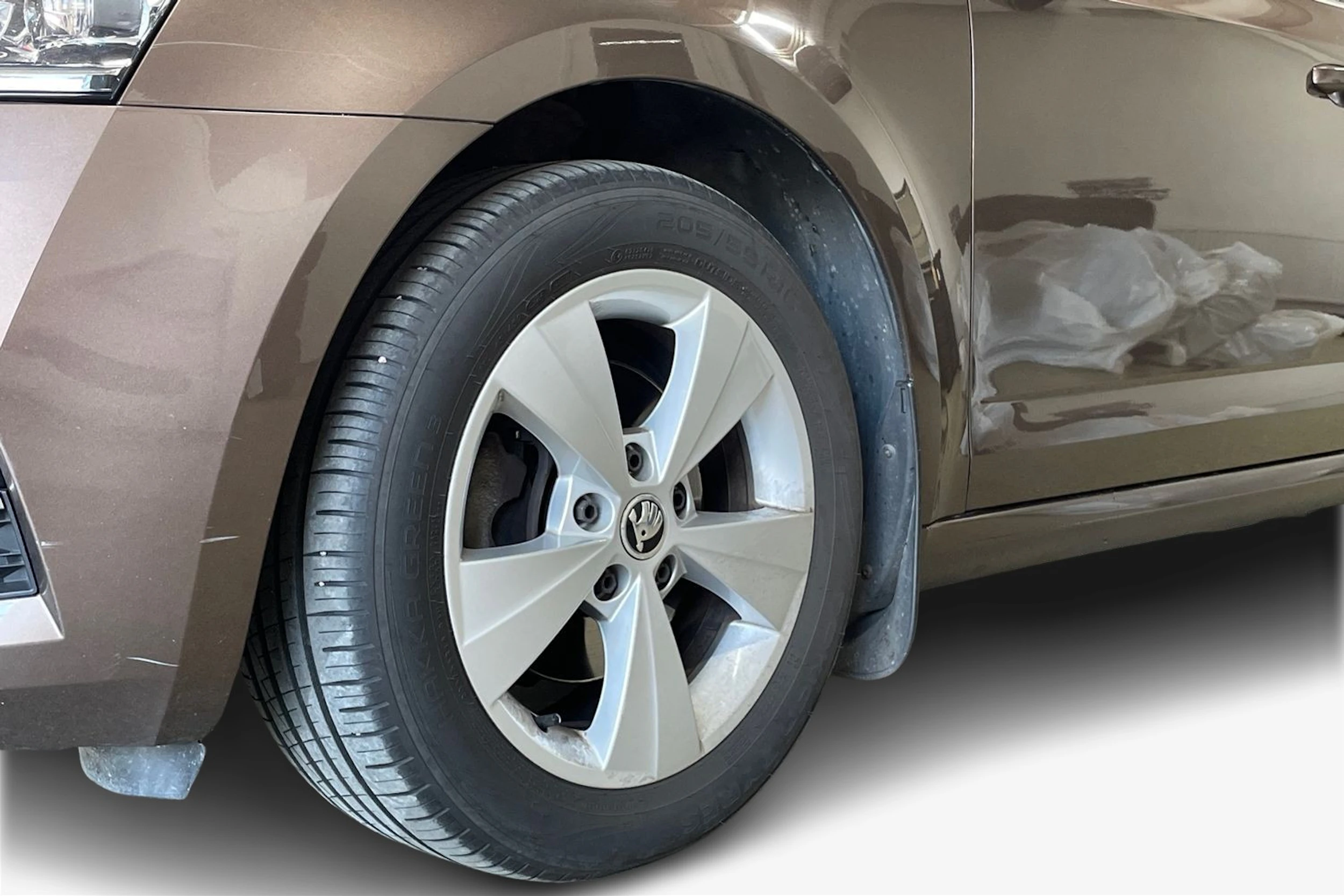 Ruskea (beige) Skoda OCTAVIA 2017 kuva 9.