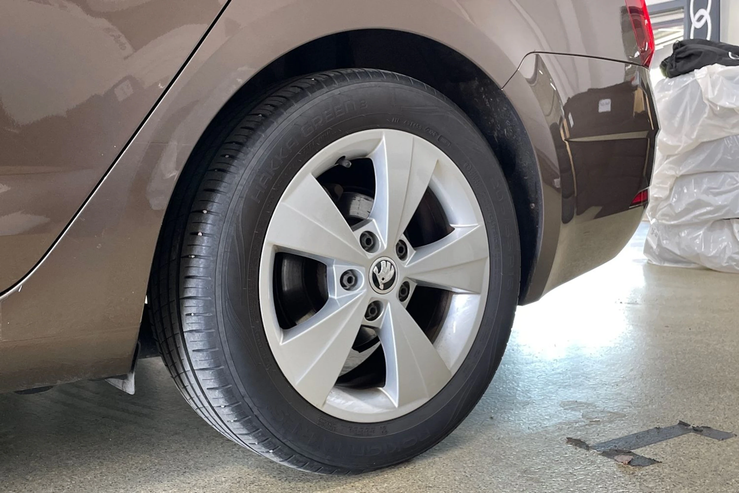 Ruskea (beige) Skoda OCTAVIA 2017 kuva 10.