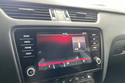 Ruskea (beige) Skoda OCTAVIA 2017 kuva 12.