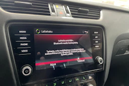 Ruskea (beige) Skoda OCTAVIA 2017 kuva 13.
