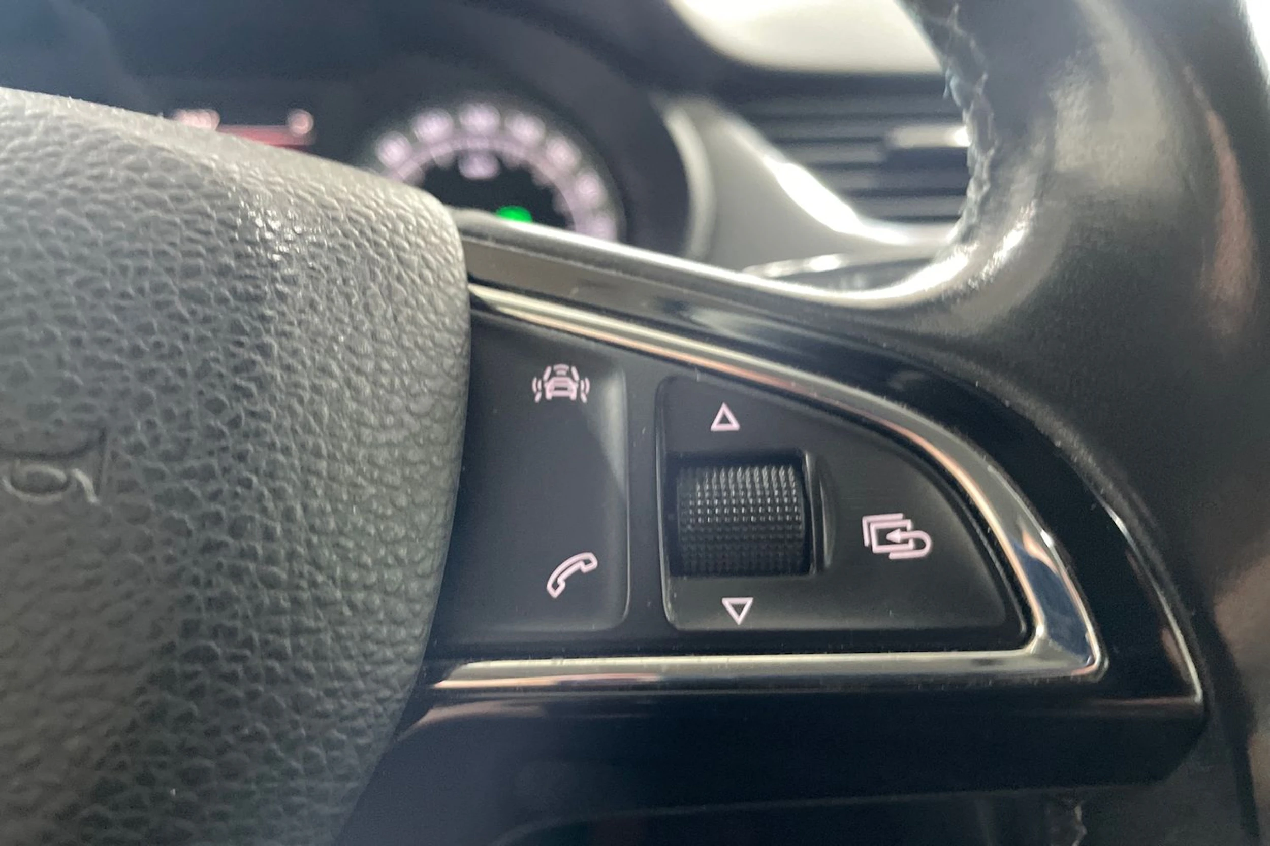 Ruskea (beige) Skoda OCTAVIA 2017 kuva 15.