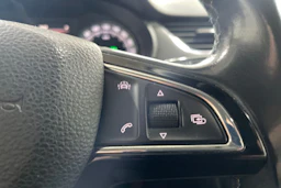Ruskea (beige) Skoda OCTAVIA 2017 kuva 15.