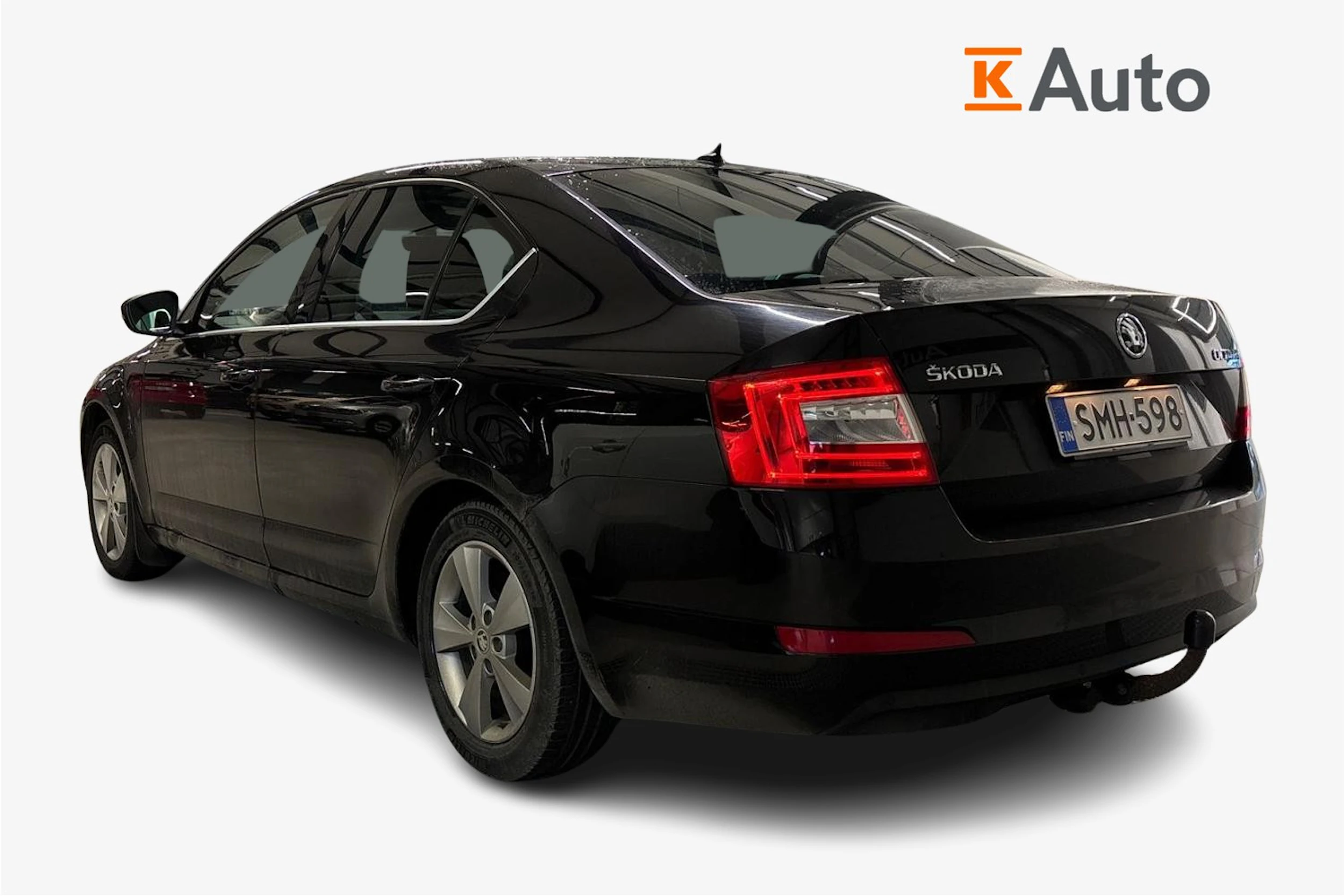 musta Skoda Octavia 2017 kuva 2.