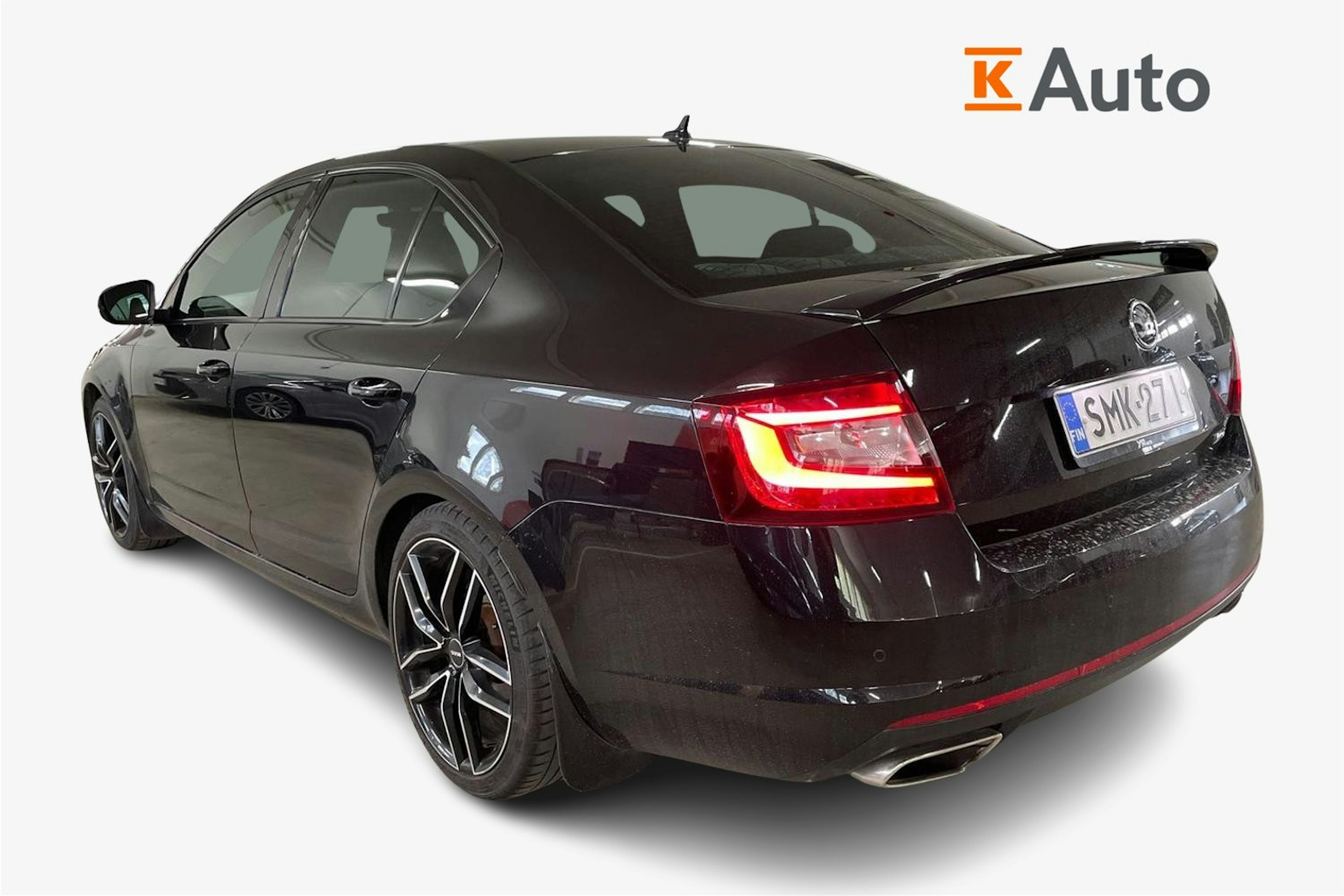 met. musta Skoda Octavia 2017 kuva 2.