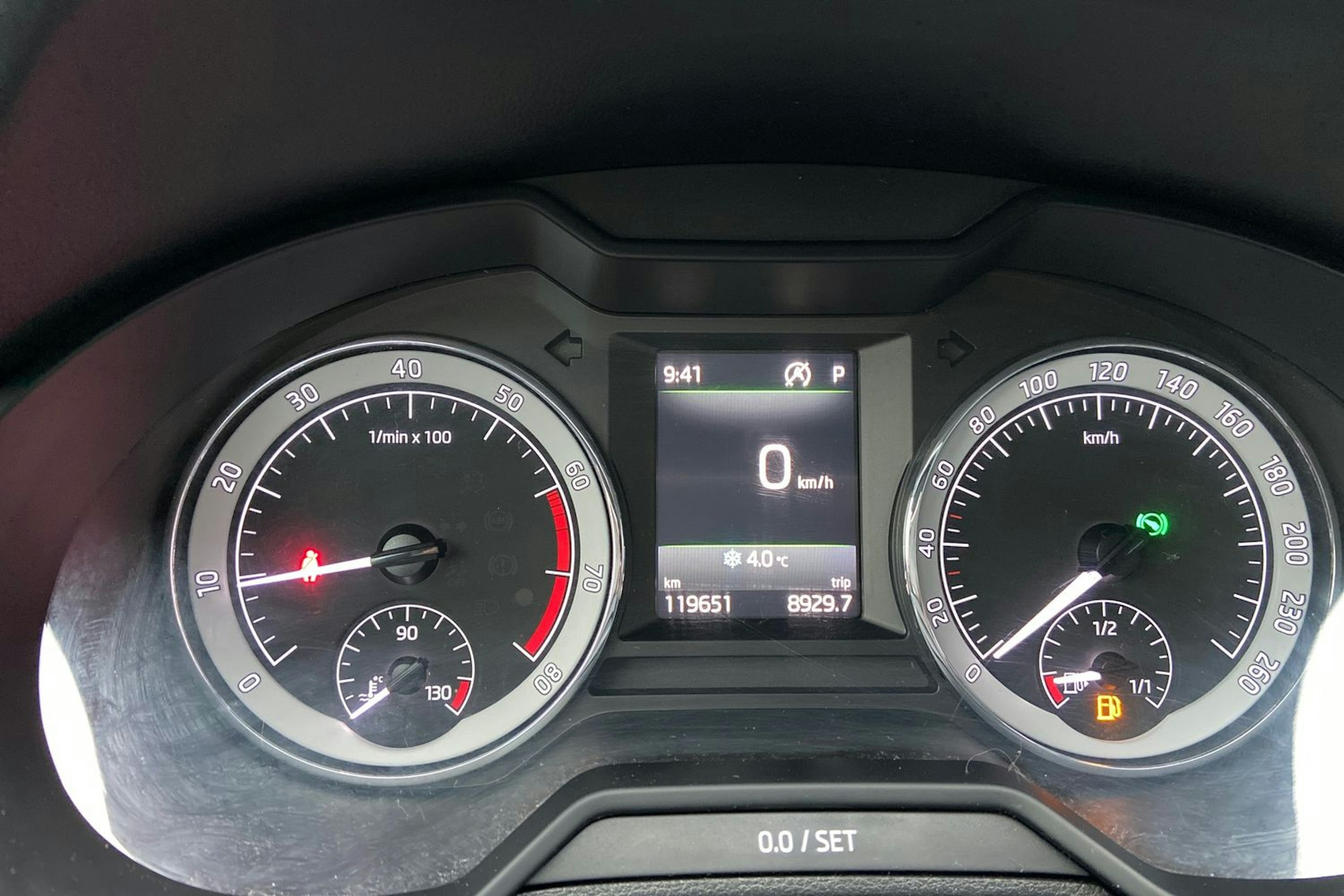 ruskea (beige) Skoda Octavia 2017 kuva 17.