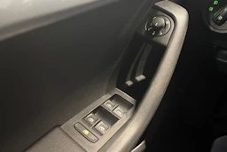 Harmaa Skoda OCTAVIA 2017 kuva 13.