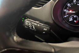 Harmaa Skoda OCTAVIA 2017 kuva 18.