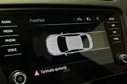 musta Skoda Octavia 2018 kuva 21.