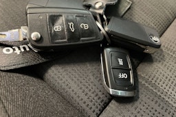 harmaa Skoda Octavia 2018 kuva 20.