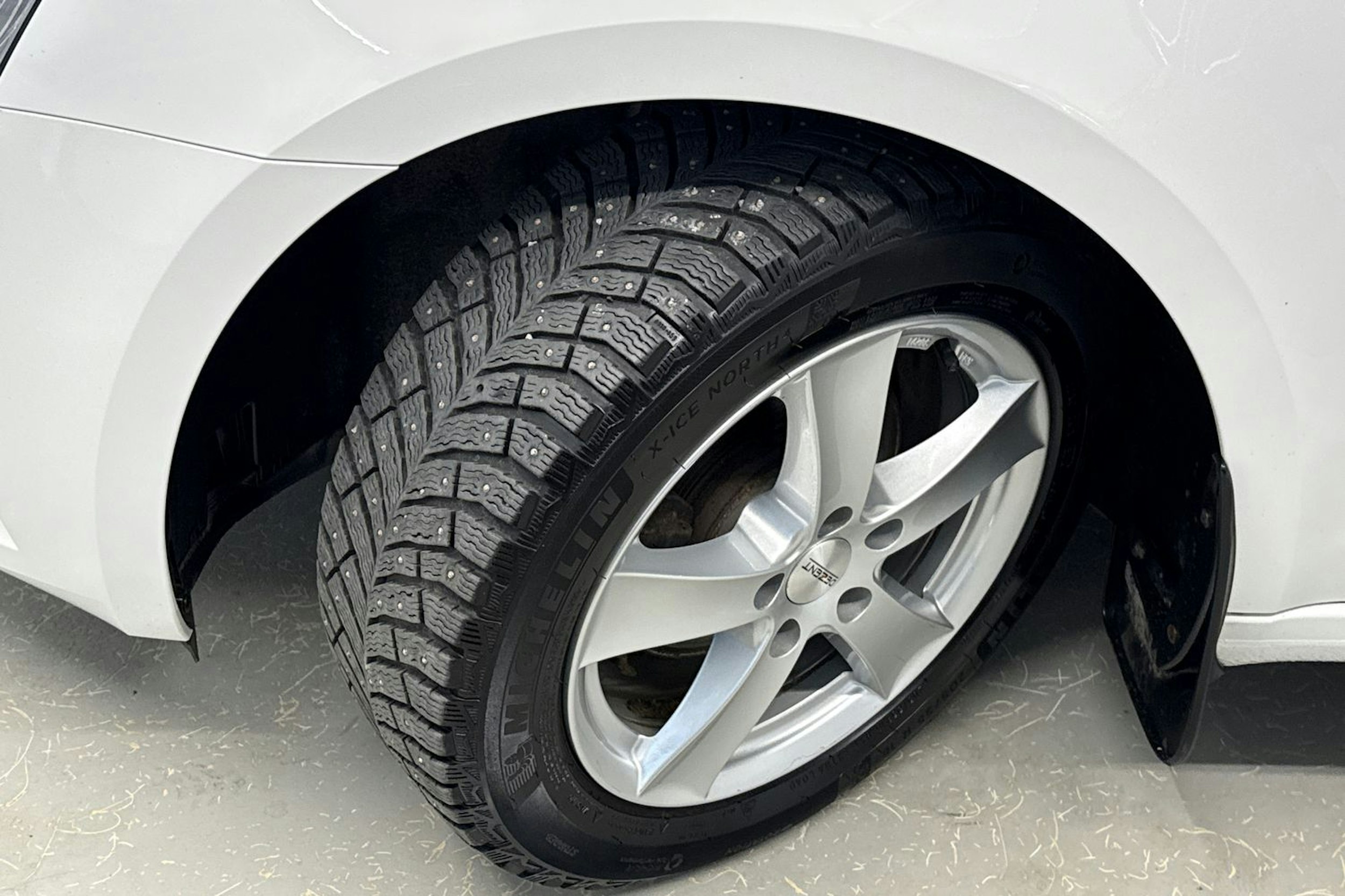 valkoinen Skoda Octavia 2018 kuva 13.