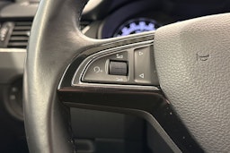 valkoinen Skoda Octavia 2018 kuva 15.