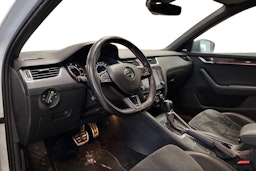 valkoinen Skoda Octavia 2018 kuva 3.