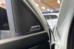 valkoinen Skoda Octavia 2018 kuva 16.