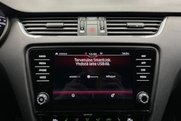 valkoinen Skoda Octavia 2018 kuva 20.