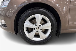 Ruskea (beige) Skoda OCTAVIA 2018 kuva 11.