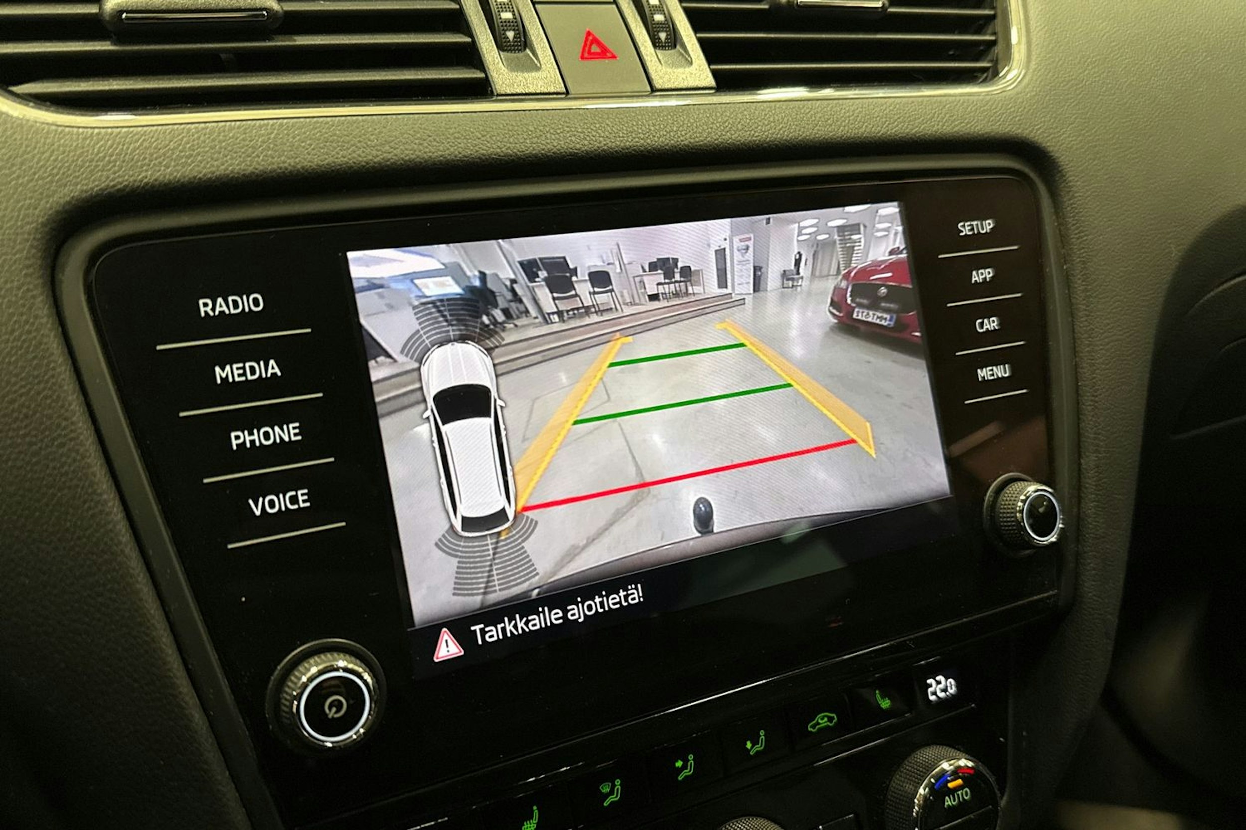 Ruskea (beige) Skoda OCTAVIA 2018 kuva 23.