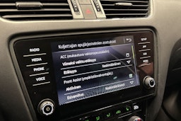 Ruskea (beige) Skoda OCTAVIA 2018 kuva 25.