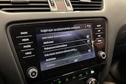 Ruskea (beige) Skoda OCTAVIA 2018 kuva 26.