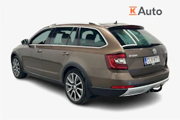 ruskea (beige) Skoda Octavia 2018 kuva 2.