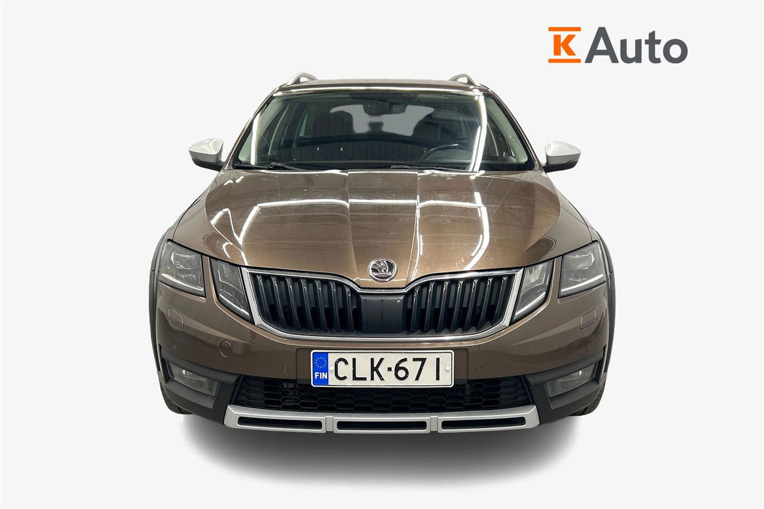 ruskea (beige) Skoda Octavia 2018 kuva 4.