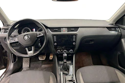 ruskea (beige) Skoda Octavia 2018 kuva 7.