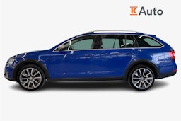 Sininen Skoda OCTAVIA 2018 kuva 6.