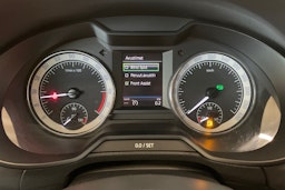 Sininen Skoda OCTAVIA 2018 kuva 14.