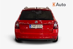 punainen Skoda Octavia 2018 kuva 3.