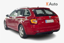 Punainen Skoda OCTAVIA 2018 kuva 2.