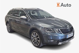 Harmaa Skoda OCTAVIA 2018 kuva 1.