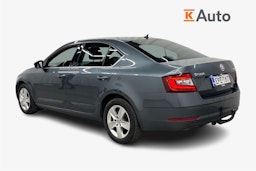 harmaa Skoda Octavia 2018 kuva 2.