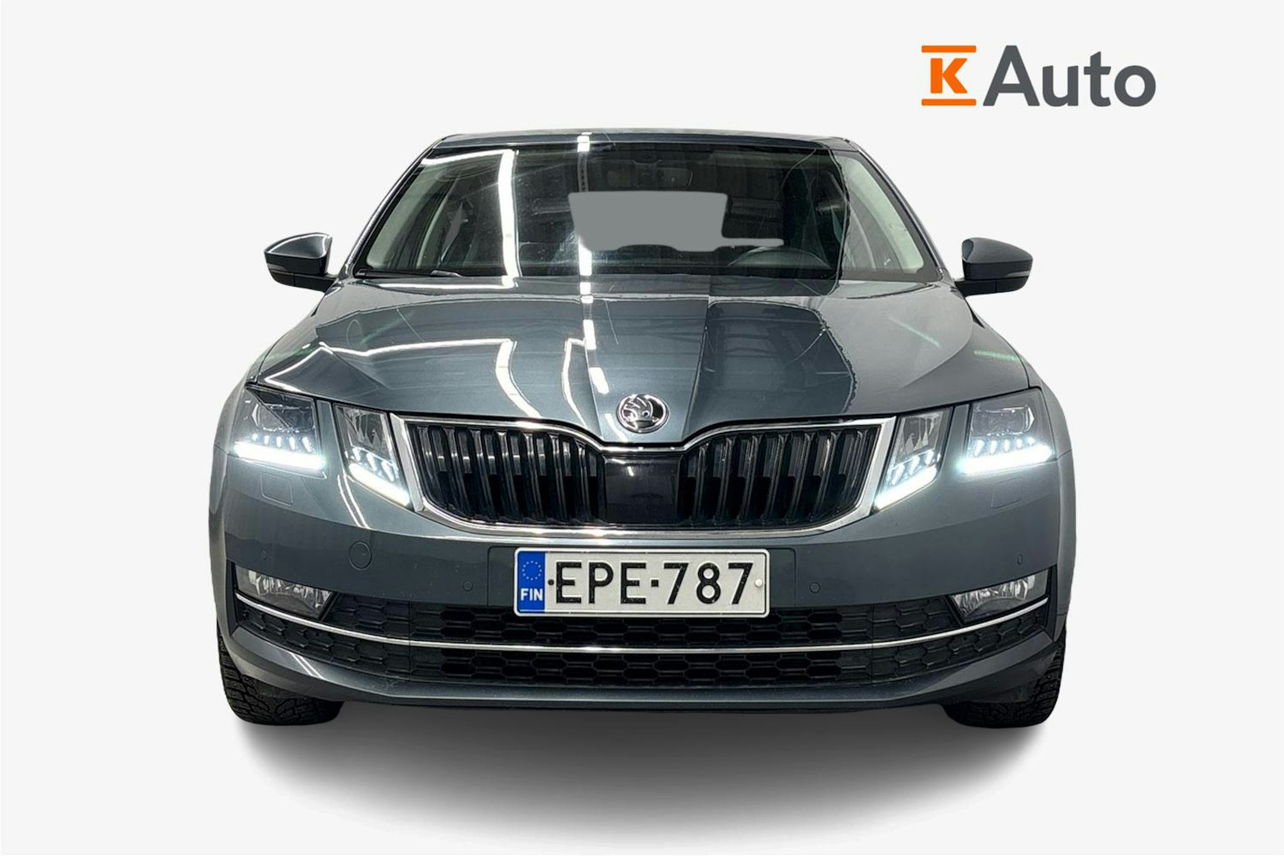 harmaa Skoda Octavia 2018 kuva 5.