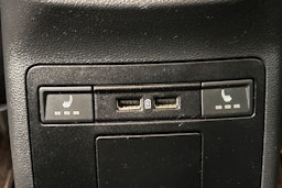 harmaa Skoda Octavia 2018 kuva 17.