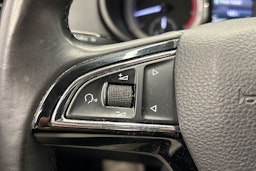 harmaa Skoda Octavia 2018 kuva 23.