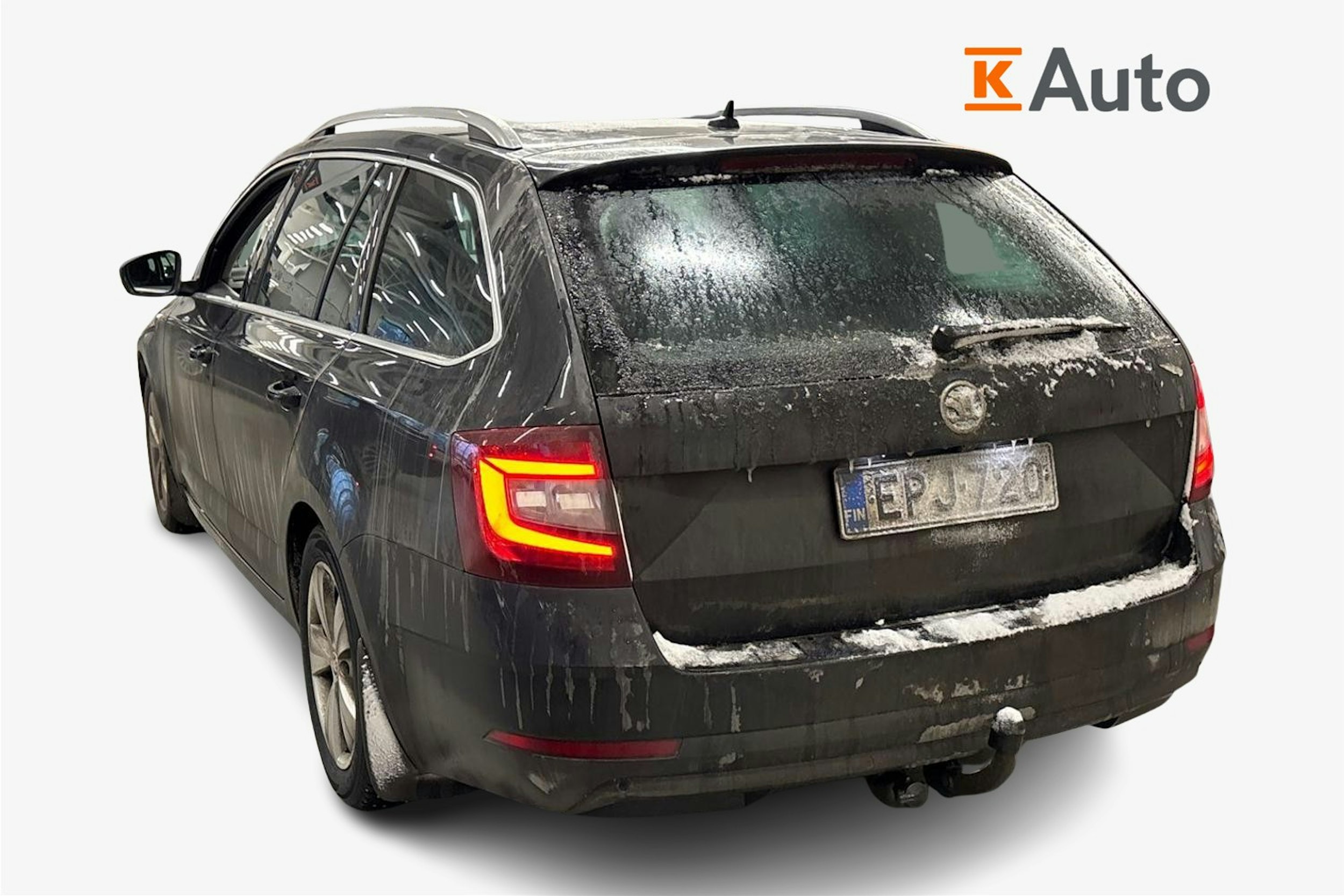 musta Skoda Octavia 2018 kuva 2.