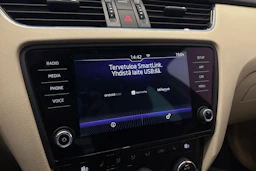 ruskea Skoda Octavia 2018 kuva 21.