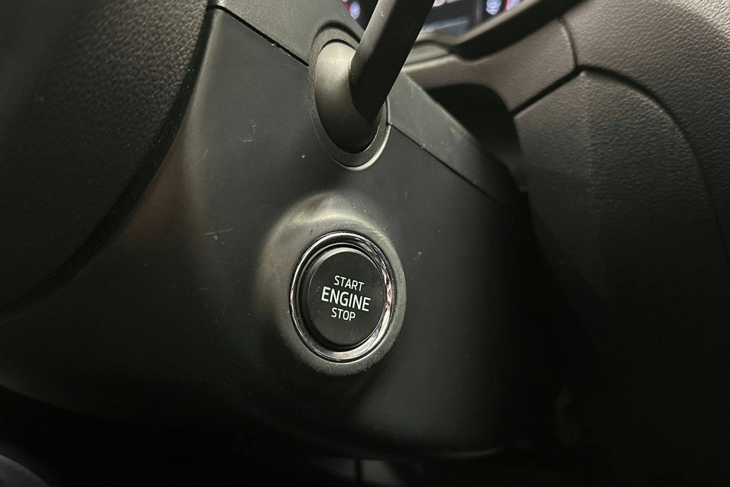 valkoinen Skoda Octavia 2018 kuva 30.