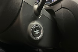 valkoinen Skoda Octavia 2018 kuva 30.