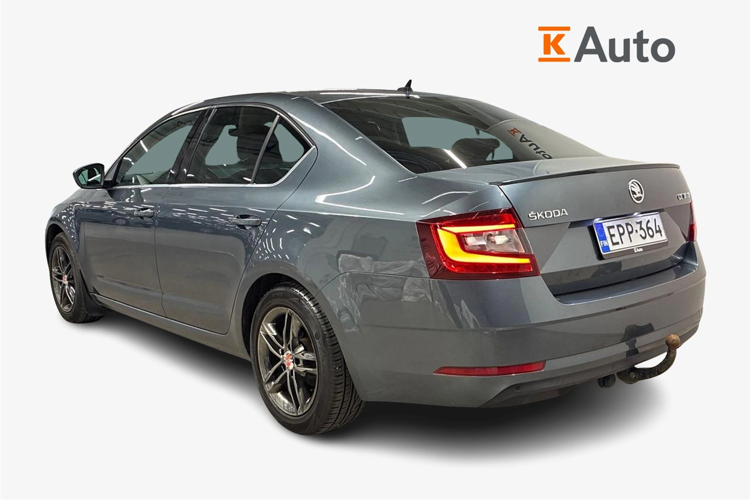 harmaa Skoda Octavia 2019 kuva 2.