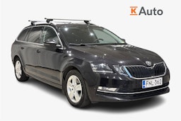musta Skoda Octavia 2018 kuva 1.
