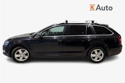 musta Skoda Octavia 2018 kuva 6.