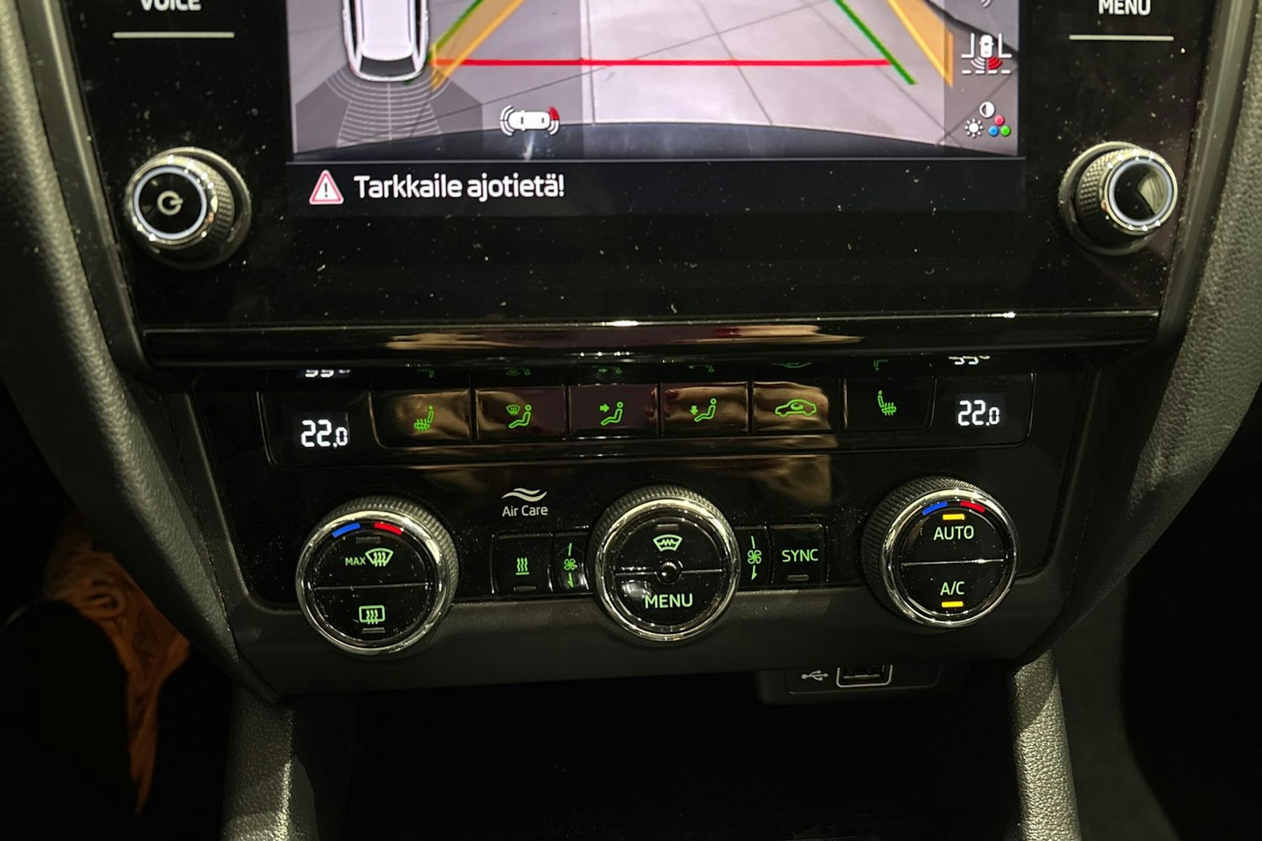 musta Skoda Octavia 2018 kuva 16.