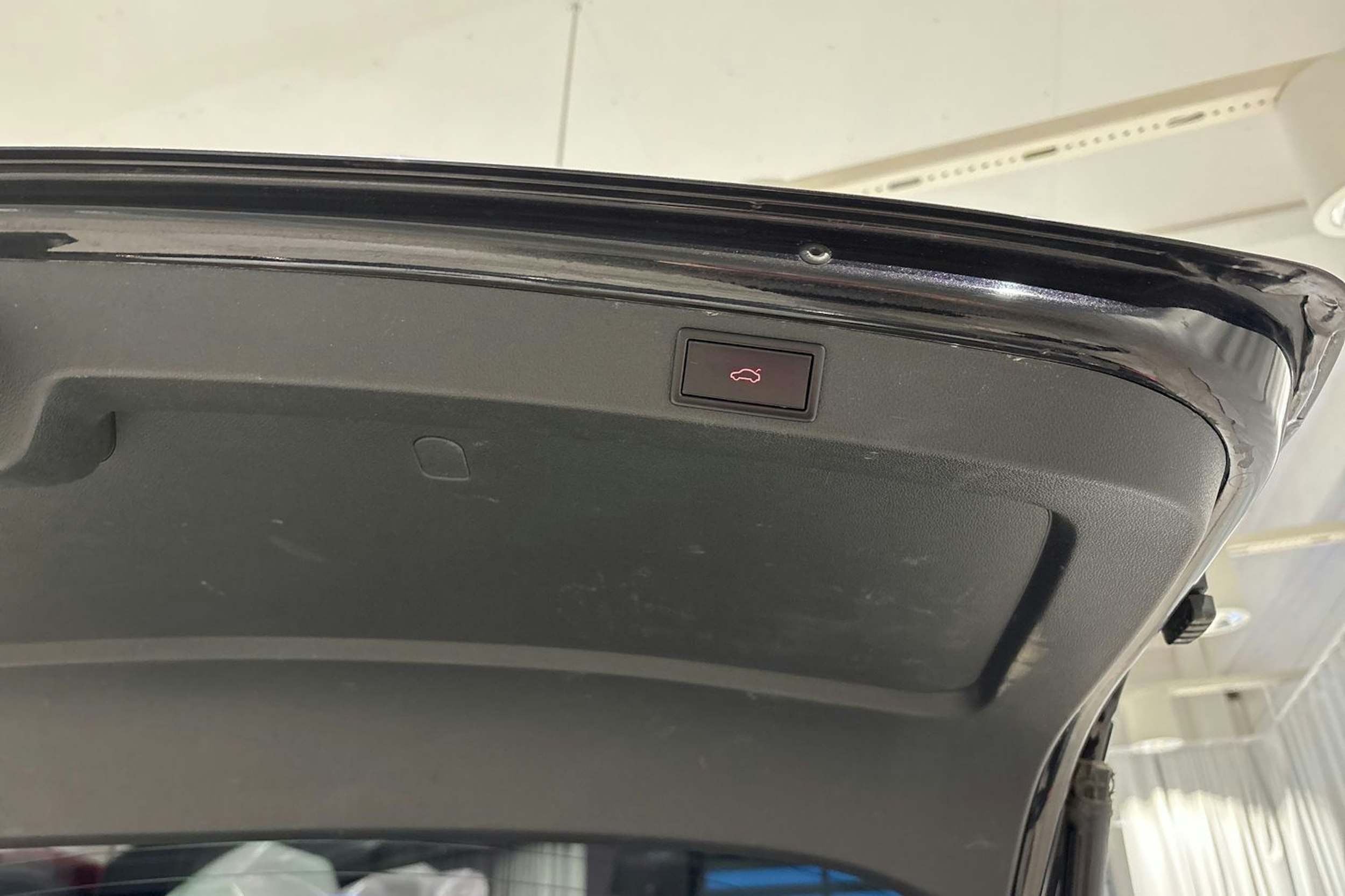 musta Skoda Octavia 2018 kuva 18.